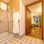Schloss Fall, 5*