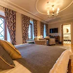 Schloss Fall, 5*