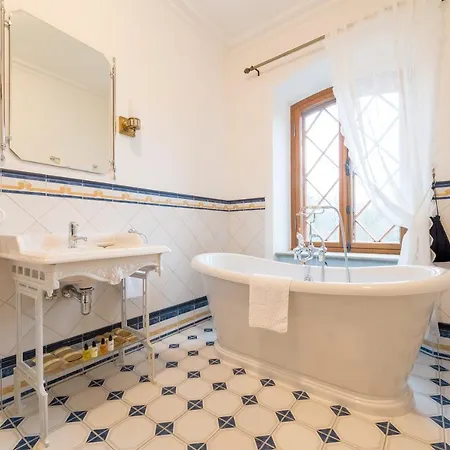 ホテル Schloss Fall,