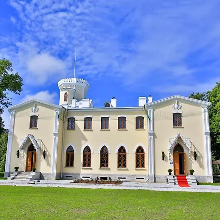 Schloss Fall, Hotel 5*