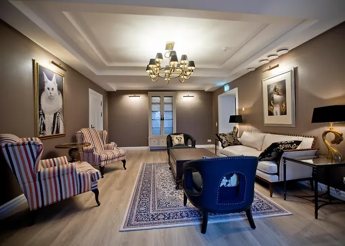 Schloss Fall, فندق 5*